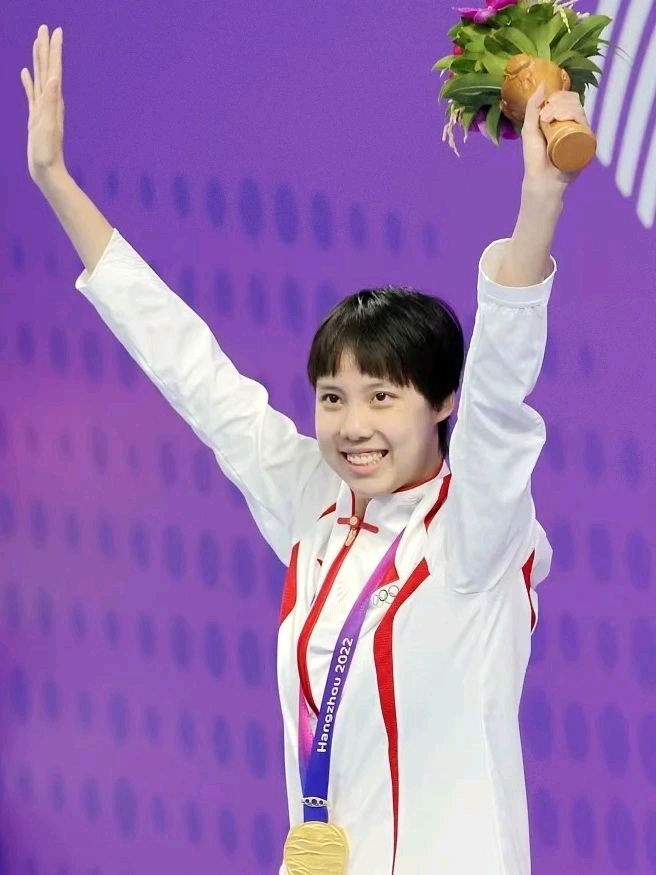 游泳江西冠军女孩获得视频_江西女孩获得游泳冠军_江西游泳奥运冠军