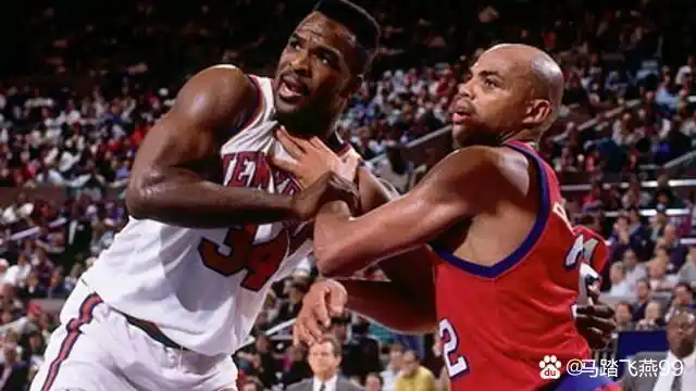 nba中锋历史_篮球的历史十大中锋_篮球中锋著名球员
