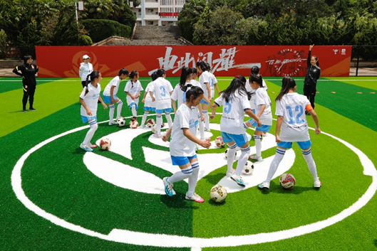 云南乡村小学拿省足球冠军_云南省足球运动员_2020云南校园足球联赛