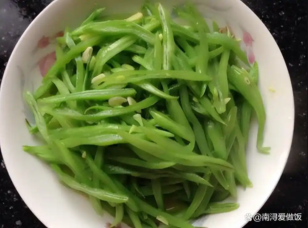 营养餐菜谱大全100道_营养餐菜品_营养餐菜