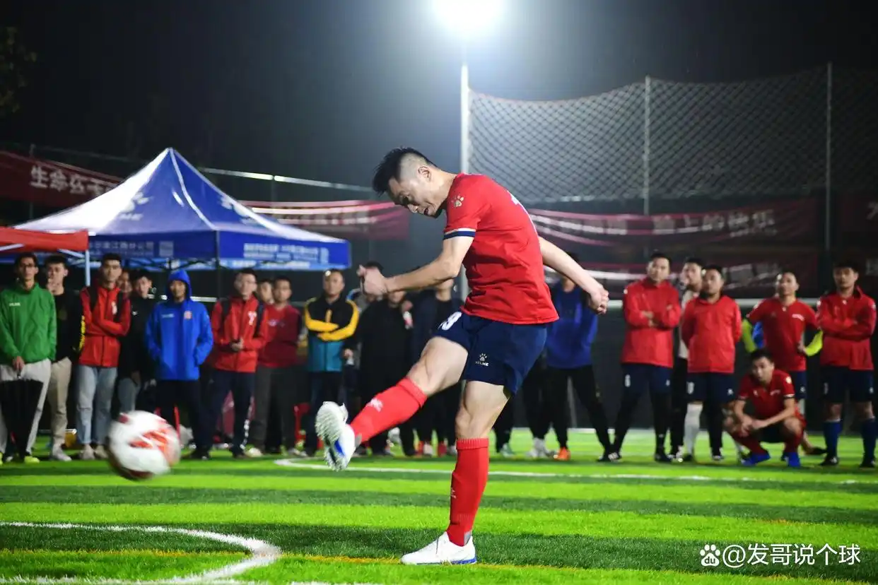 五人足球有什么规则_五人足球战术打法视频_五人制足球如何不丢球技巧