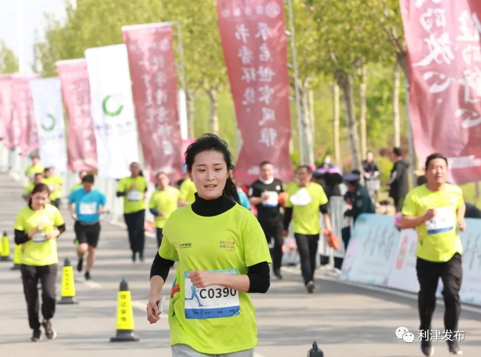 健身房 马拉松_马拉松房车官网_马拉松健身房训练