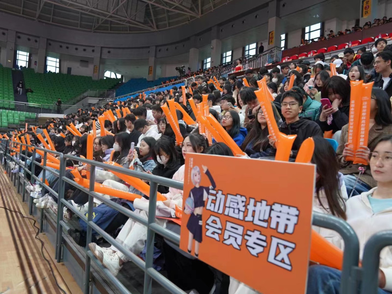 湖南省篮球比赛_湖南大专篮球比赛_湖南篮球技巧大赛
