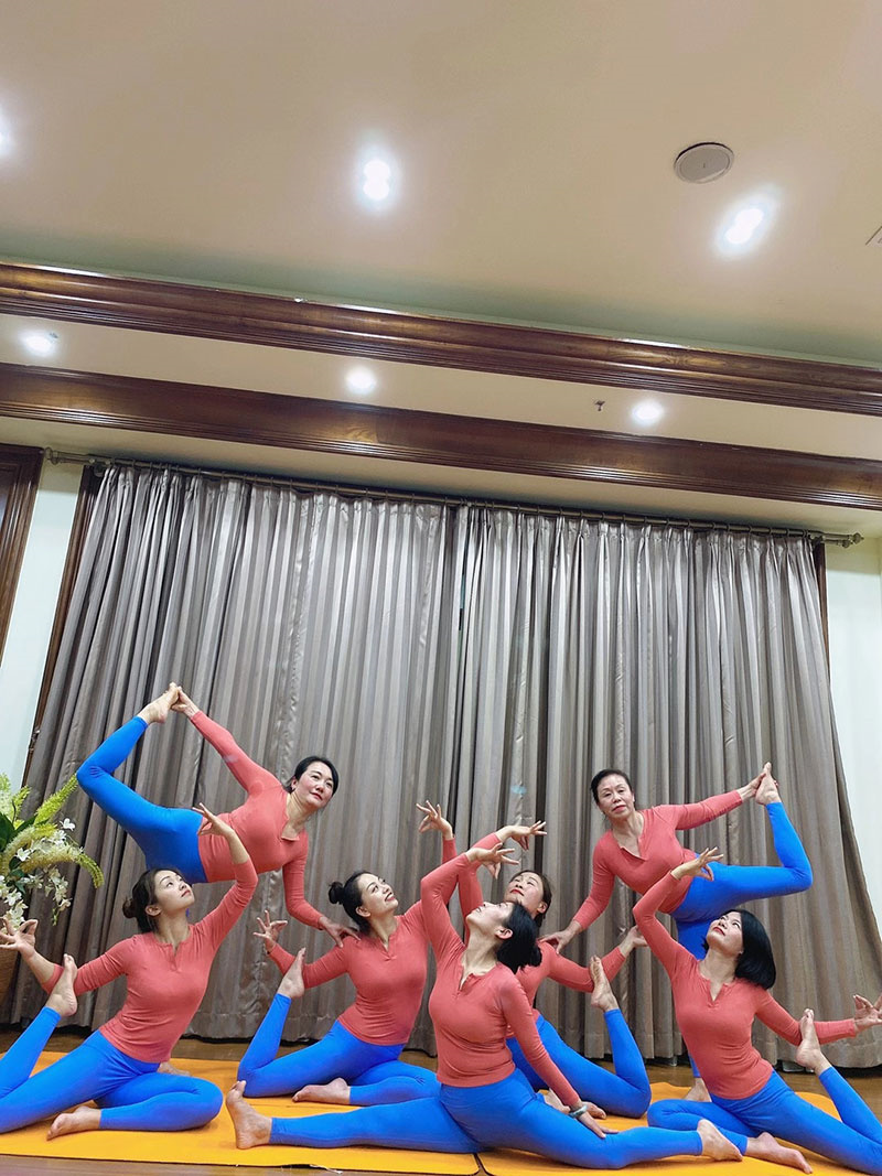 贵州健身徐冰_贵州健身男神嵩嵩_贵州健身