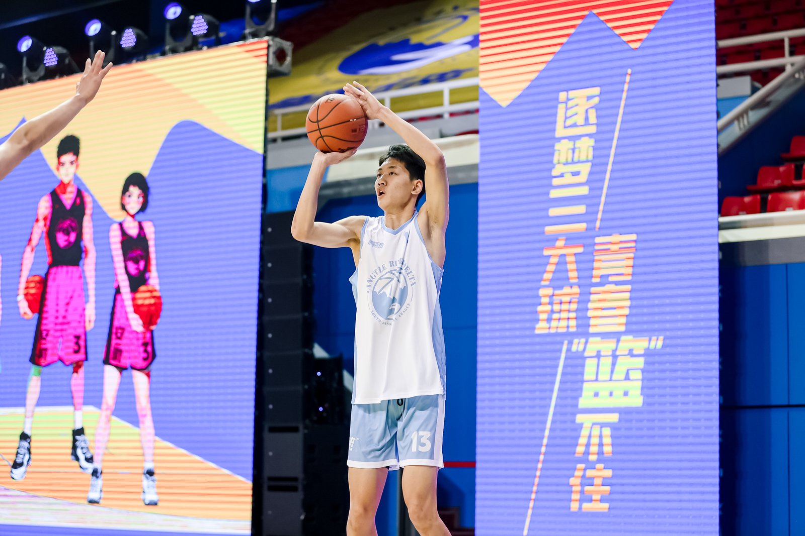 篮球冠军教练是谁_篮球冠军教练有金牌吗知乎_冠军教你篮球